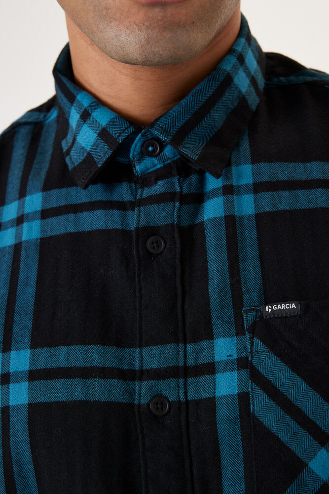 Chemise épaisse à carreaux