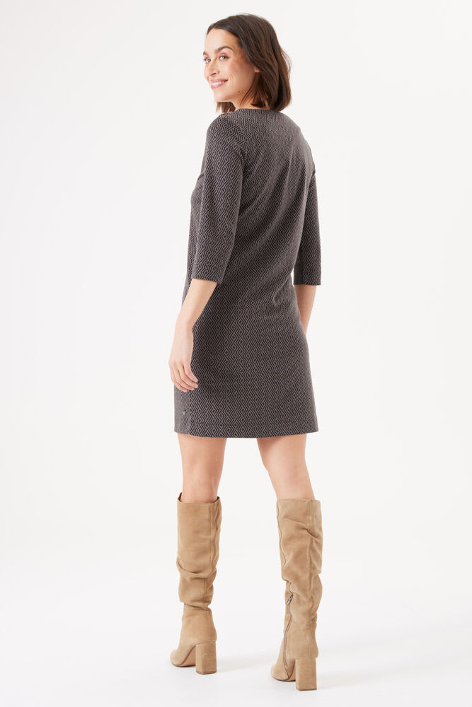 Robe pull manches 3/4