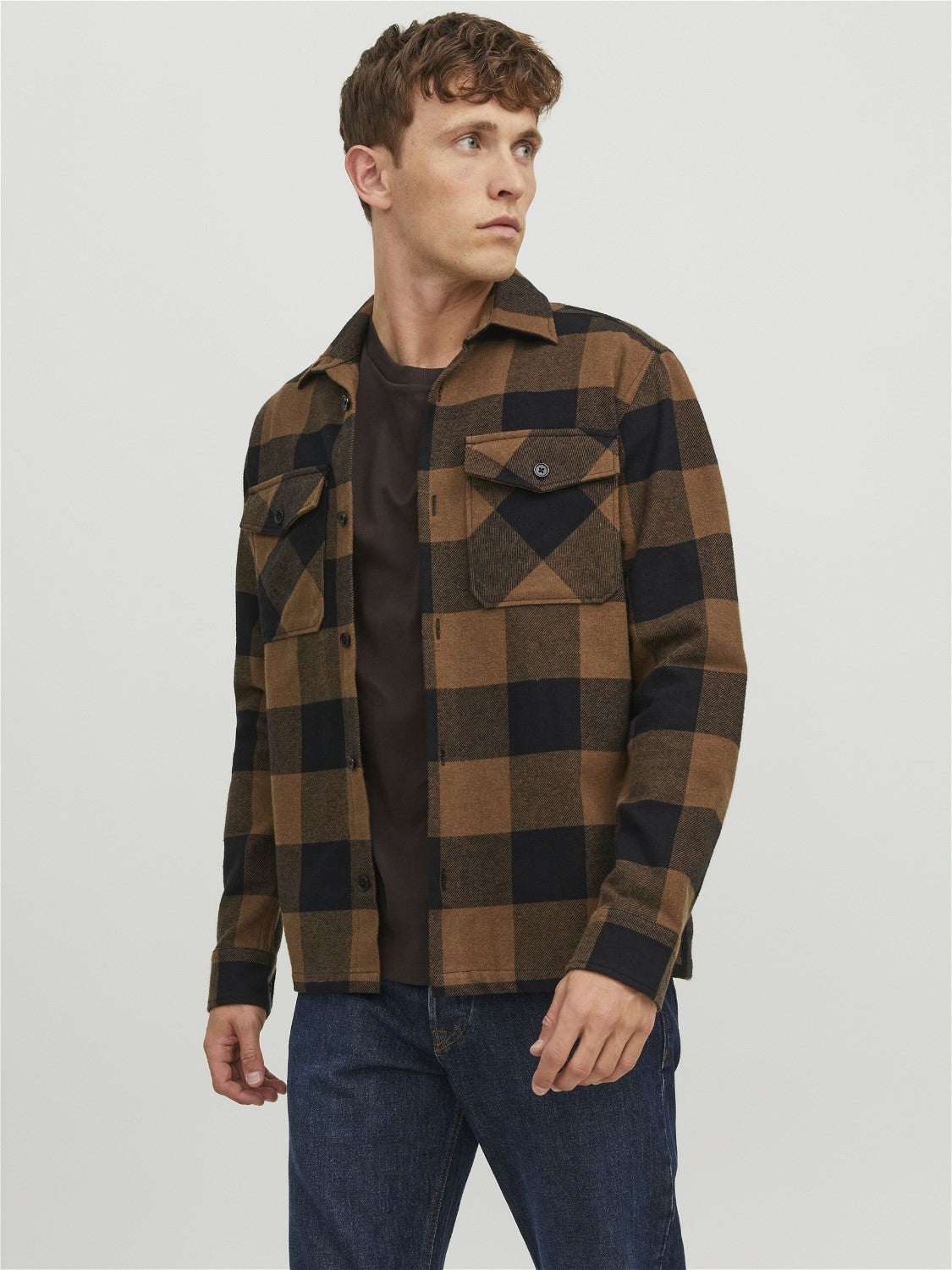 Chemise à carreaux