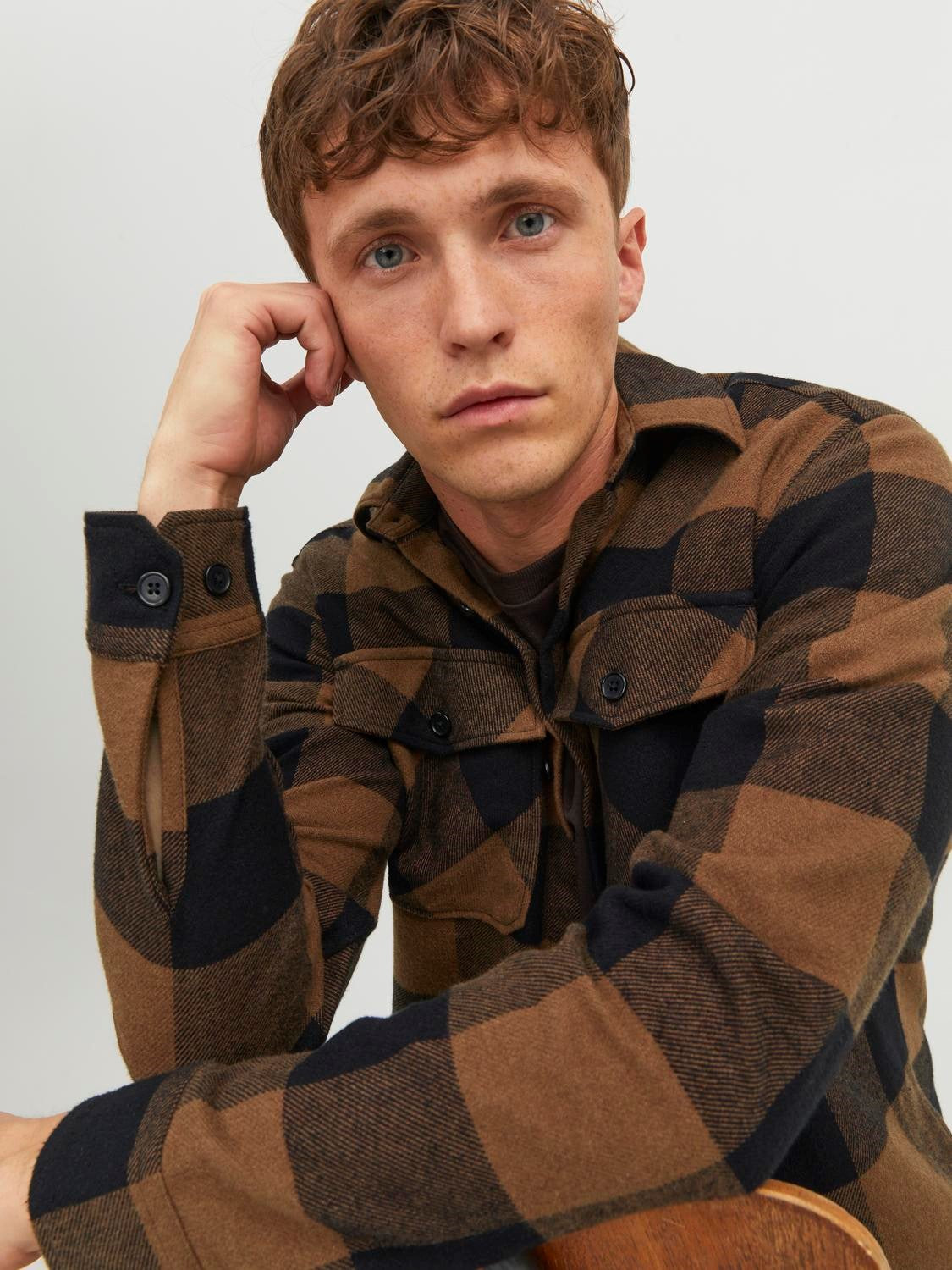 Chemise à carreaux