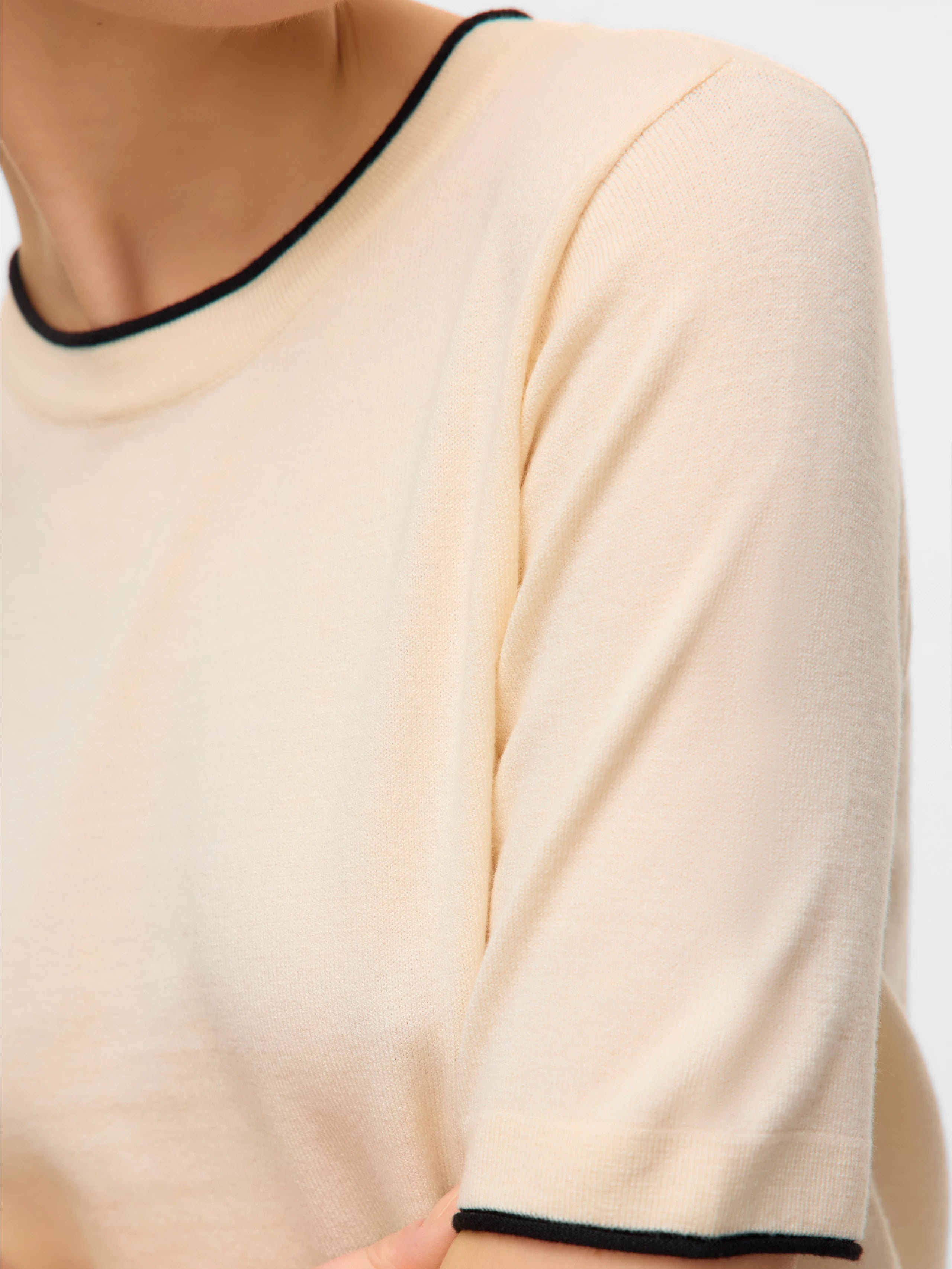 Pull manches courtes