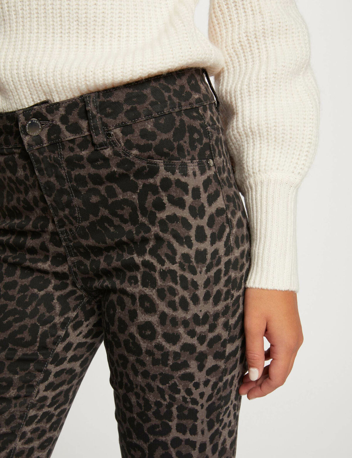 Pantalon enduit léopard