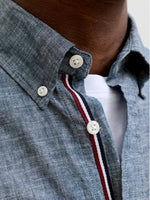 Charger l'image dans la galerie, Chemise classique

