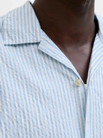 Charger l'image dans la galerie, Chemise manches courtes rayée
