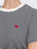 Charger l'image dans la galerie, Tee-shirt logo coeur
